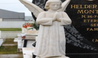 Estatuas em Pedra